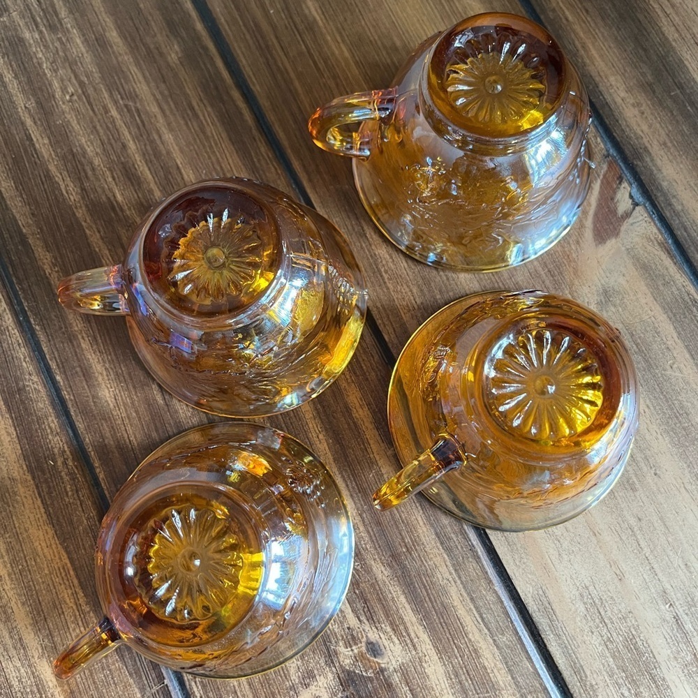 Vintage Indiana Carnival Glass Harvest Leaf Teacups - Set of 4 - Picture 4 of 4